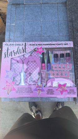 Glam girls