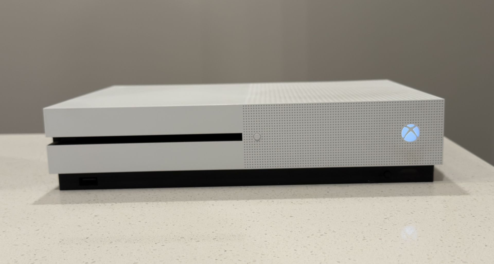 White Xbox One S Console W/ Disc Tray - Tested Works - Console & Power Cord Only