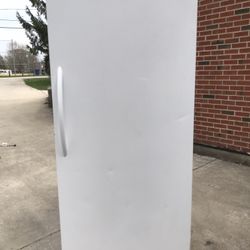 Frigidaire Frost Free Freezer - 21 Cu.ft