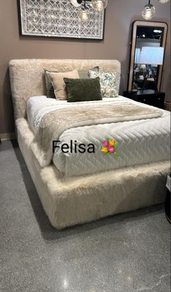 Rebecca Faux Fur Upholstered Queen Bed Cream