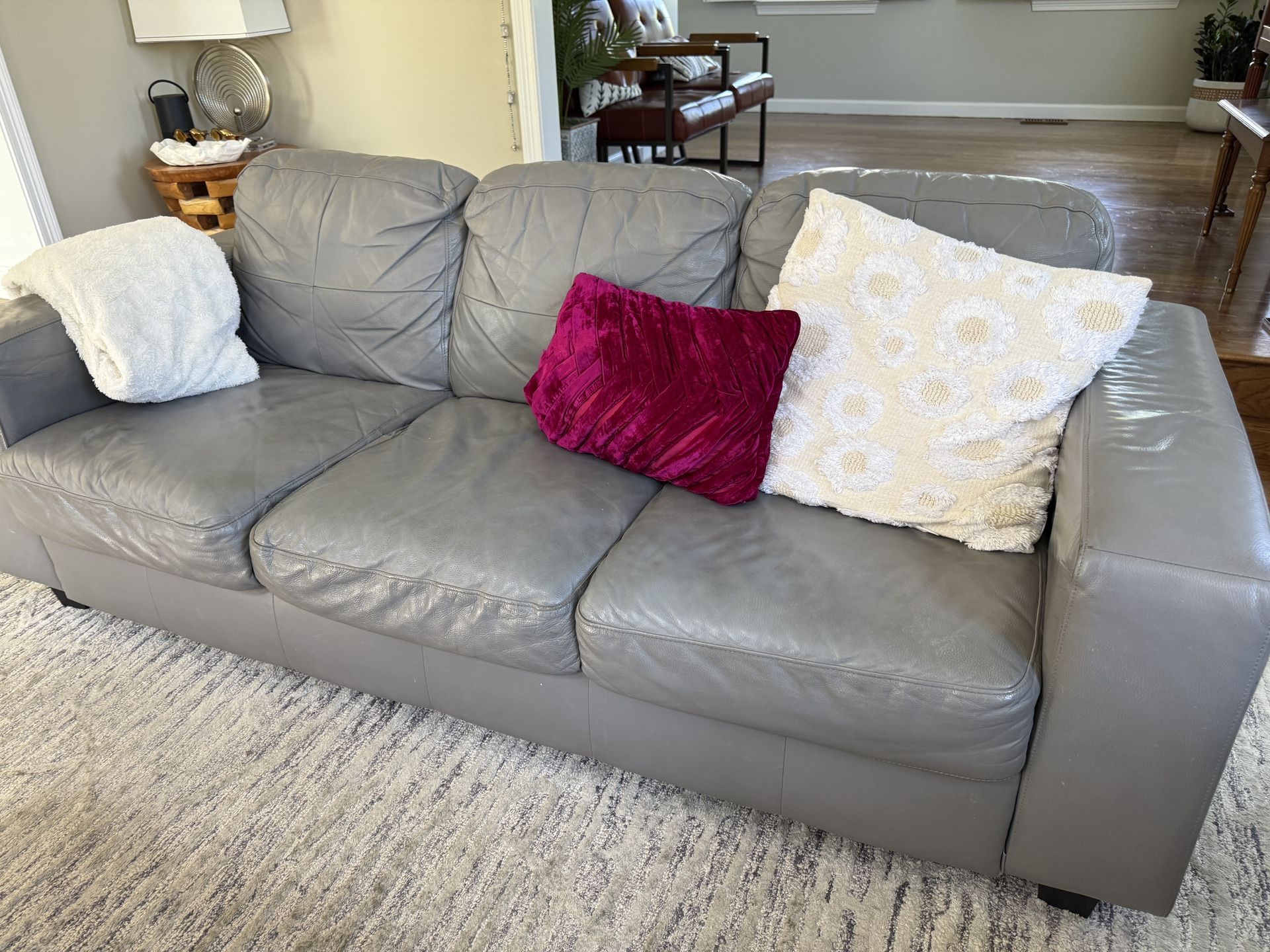 Matching high Grain Leather Sofa , Love Seat and Kids Chair