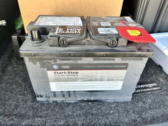 H6 Car Battery AGM - Used