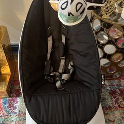 4moms mamaRoo Multi-Motion Baby Swing Smart Connectivity