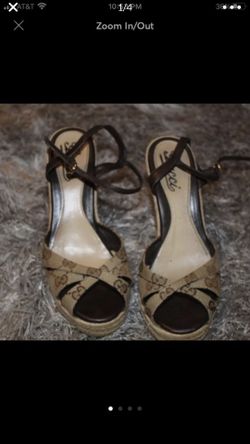 Gucci Wedges Size 37 (6.5)