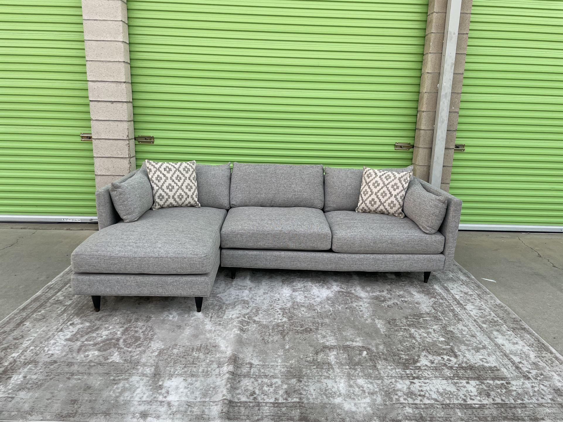 *Free Delivery* Large Gray Modern Sectional Couch Sofa