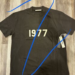 1977 ESSENTIAL SHIRT SIZE M