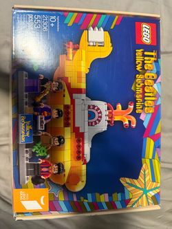 Lego Beatles yellow submarine 21306