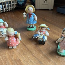 Erzgebirge Wooden Figurines