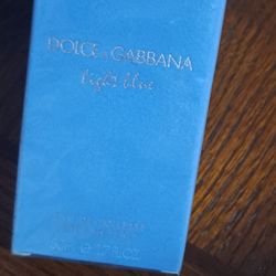 NEW & SEALED "AUTHENTIC DOLCE & GABBANA WOMAN'S 1.7 OZ SPRAY 30$