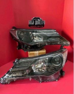 Toyota RAV4 2013-2015 headlights