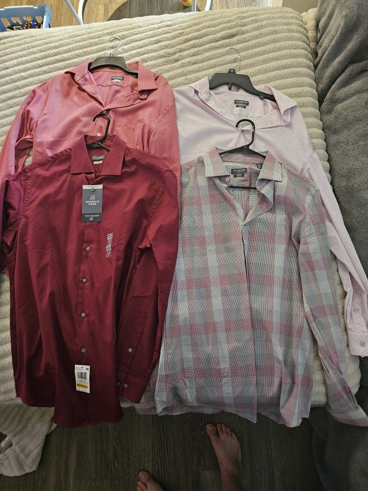 Van Heusen Men's Dress Shirts 2 Regular Fit And 2 Slim Fit Mediums