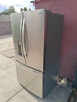 Nice Non-working Stainless Steel French Style Door Refrigerator for Parts or Repair
