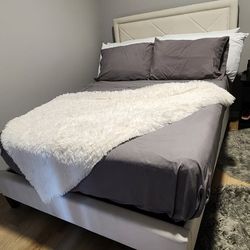 New - Full Size Bed & Frame