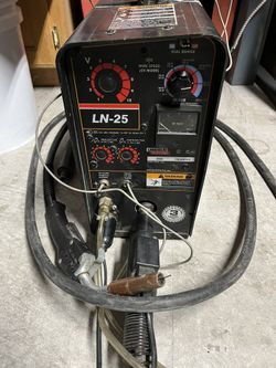 Lincoln LN-25 Portable Rugged Semi-Automatic Suit Case Wire Feeder