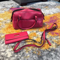 Guess Purse With Matching Wallet And Strap