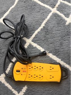 Power surge protector : APC SurgeArrest - Yellow 8 Outlets; 800 Joules; 15 ft. Cable