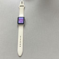 apple watch, series 3 + cream colored band included 