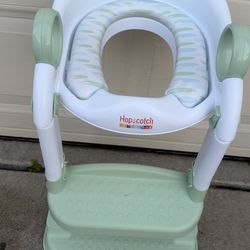 Baby chair  $15 pick up only bonanza and lamb