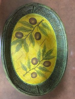 Large wooden table top fruit basket