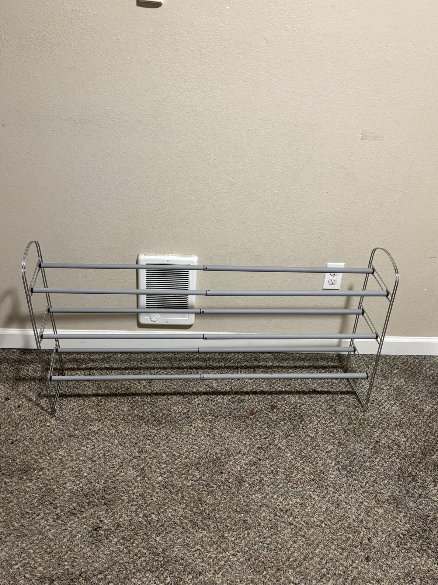 Expanding Shoe Rack