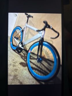 FOR SALE LEADER FIXIE 700cm BIKE