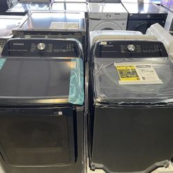 Samsung 5.4 Cu Top Load Washer & Gas Dryer Set In Navy Blue With PetCare 