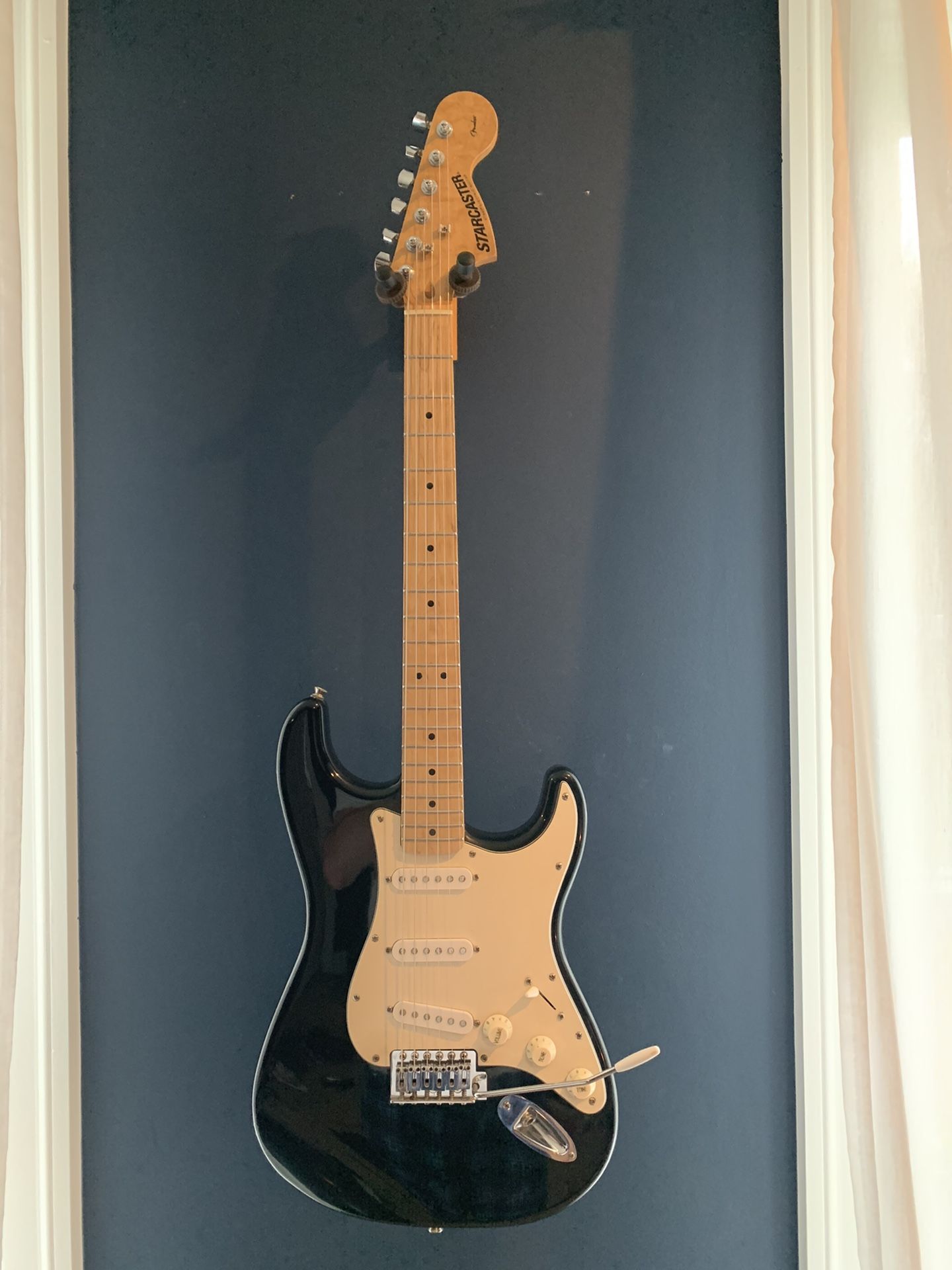 Fender Starcaster Strat Electric Guitar