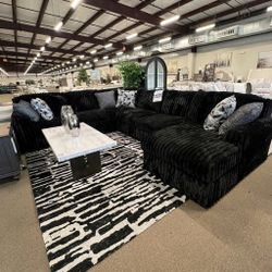 Living Room Furniture Modular Corduroy Black Sectional Couch Set Extra Discount Code RSG 
🔥🔥 Mention OfferUp for this Special Price!!