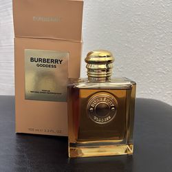 Burberry Goddess Parfum