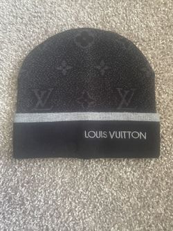 Black Lvv Beanie 