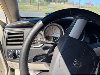 2005 Dodge Magnum