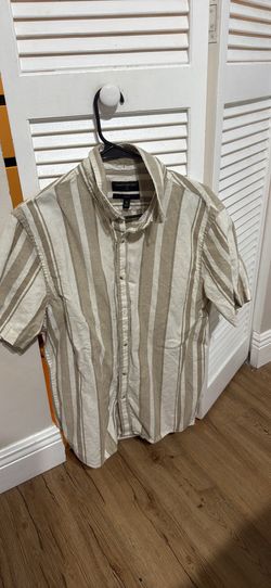 Banana Republic linen button down