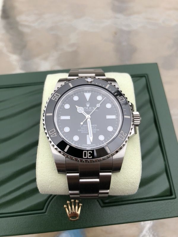 Rolex Submariner No-Date Ref. 114060