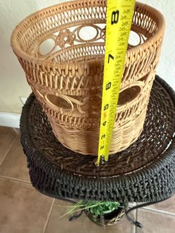 Round basket