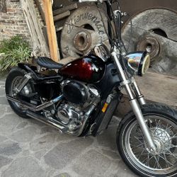 02 Honda Shadow 750 Bobber