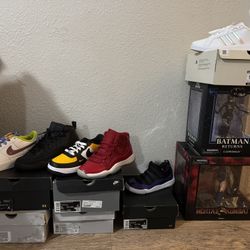 Youth Shoes N Figures