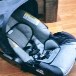 Baby Trend Car Seat Stroller  Combo