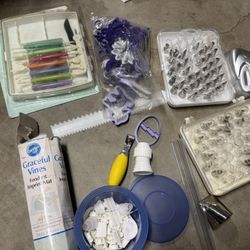 used cake-making supplies