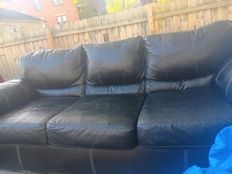 Black Leather Couch 