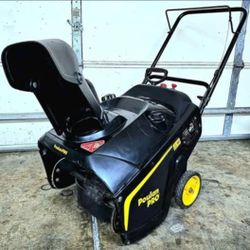 POULAN PRO PR100 SNOWBLOWER - 4 STROKE - ELECTRIC START!!!