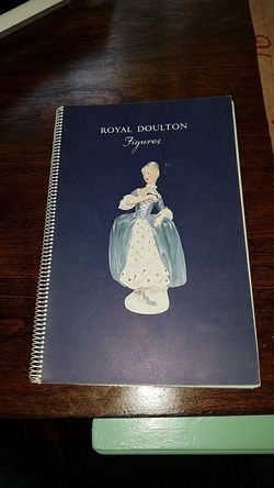 Vintage Royal Dalton Figures 1961 Collector's Book Fine China