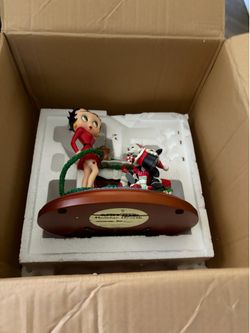 Betty Boop Holiday Hearth