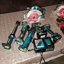 Makita Bundle With Battery 