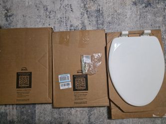 2x sealed 1x for pictures. 3x Mayfair Linden by Bemis Slow Close Toilet Seat, Non Slip Heavy Duty Wood, Easy Install, Elongated, White $75