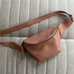 Universal Thread Blush Pink Fanny Pack Belt Bag