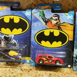 HOTWHEELS Batman Vehicle Bundle 