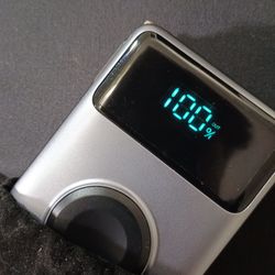 Power Bank with built in wall plug and cable 10800 mAh