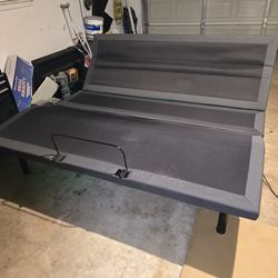 King size adjustable base.