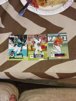 Donruss NFL Trading Cards Lot of 3