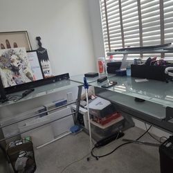 Tempered Glass L Desk